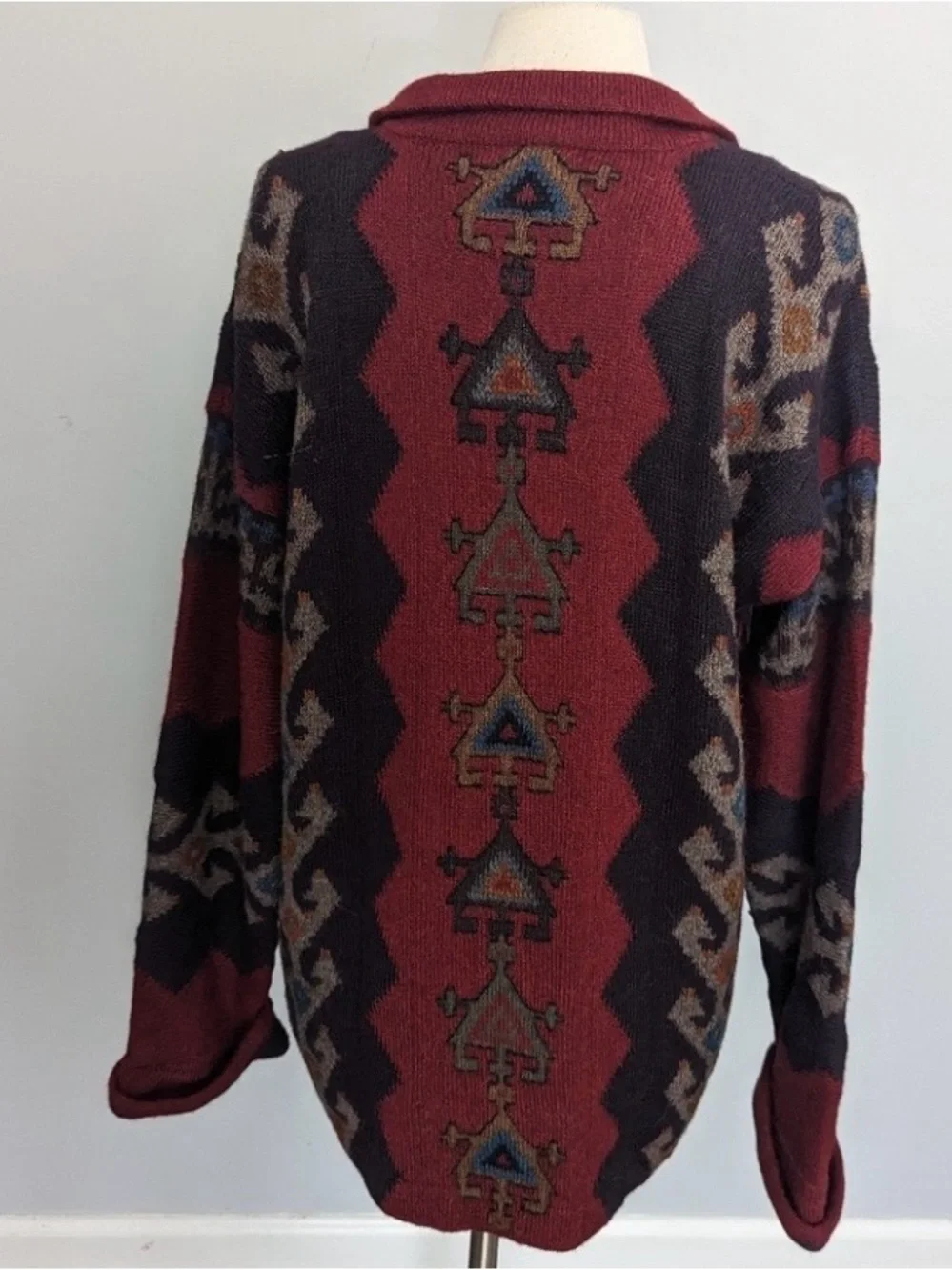 MILMA BOLIVA Burgundy Art to wear Button-Front Cardigan Sweater